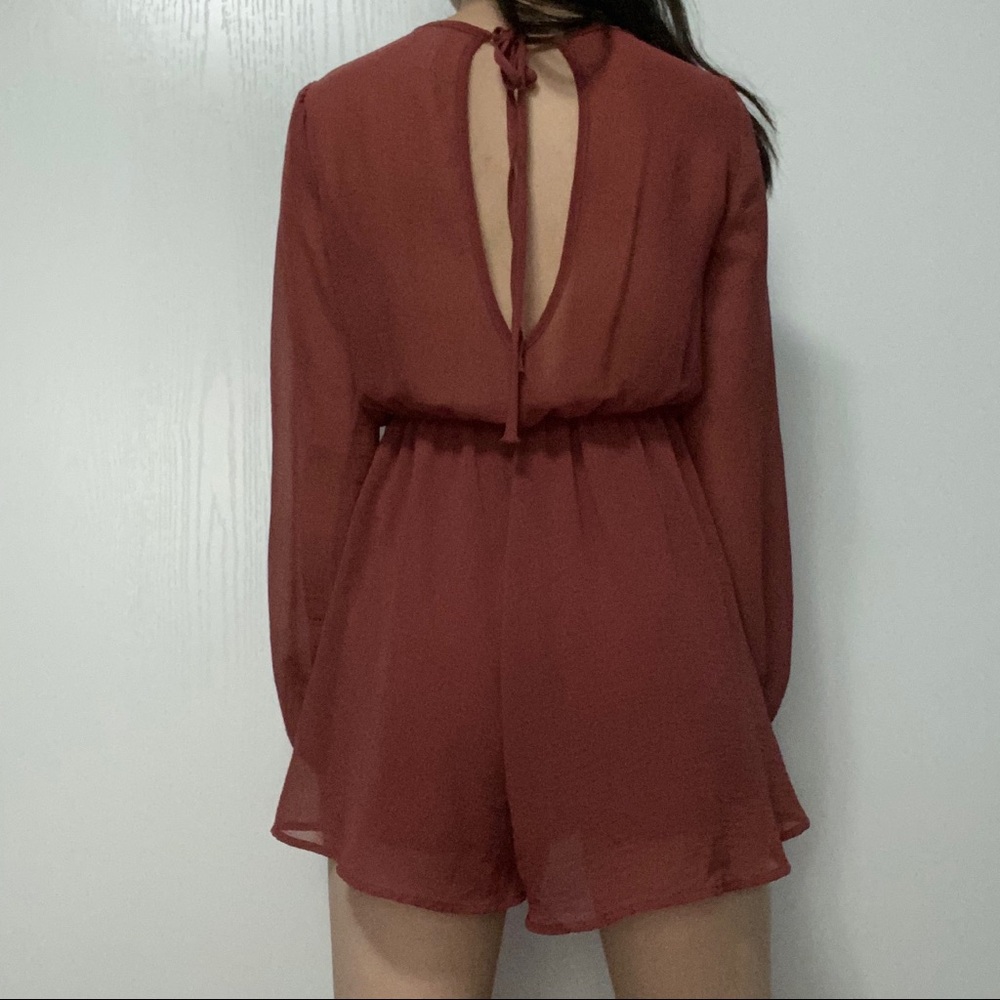 Flowy Maroon Romper - Picture 4 of 9